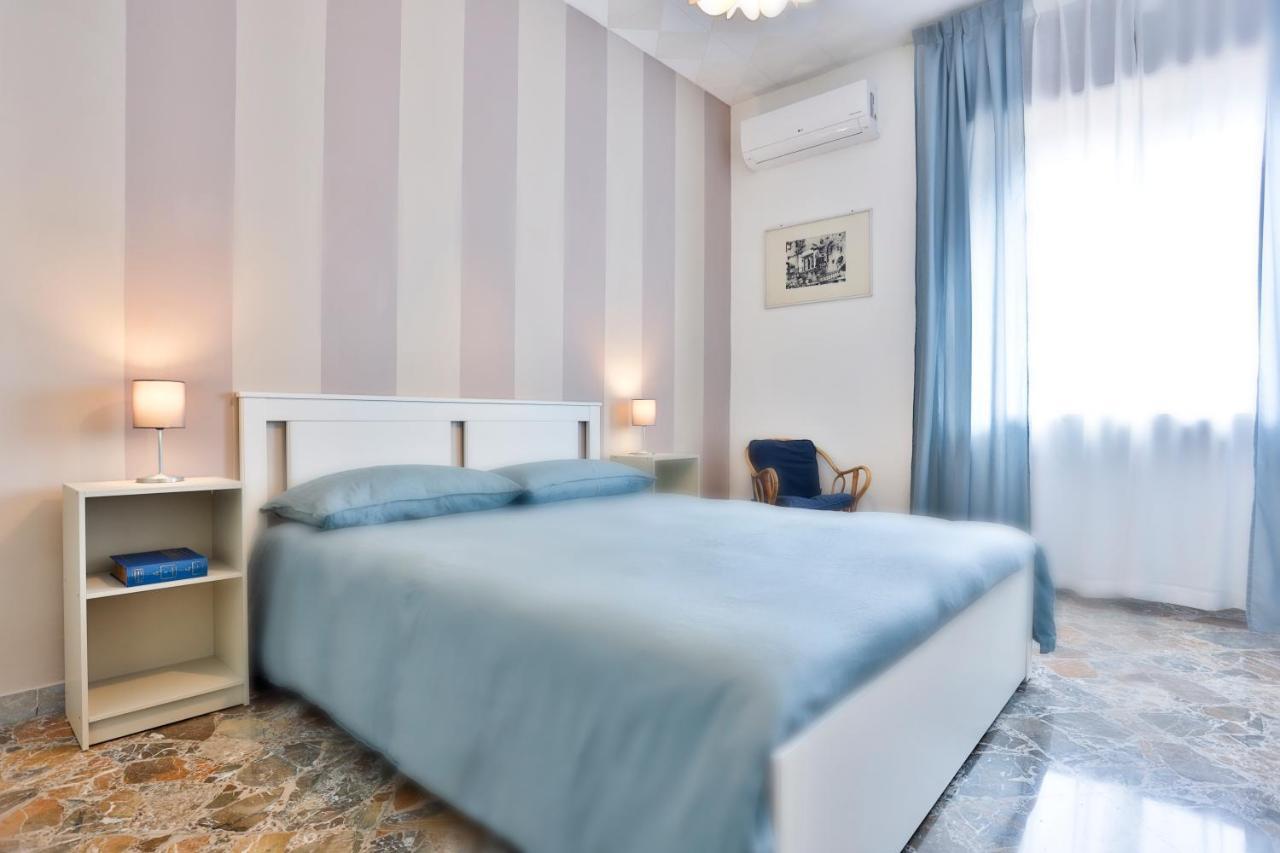 Salerno Irno Bright Apartment Esterno foto