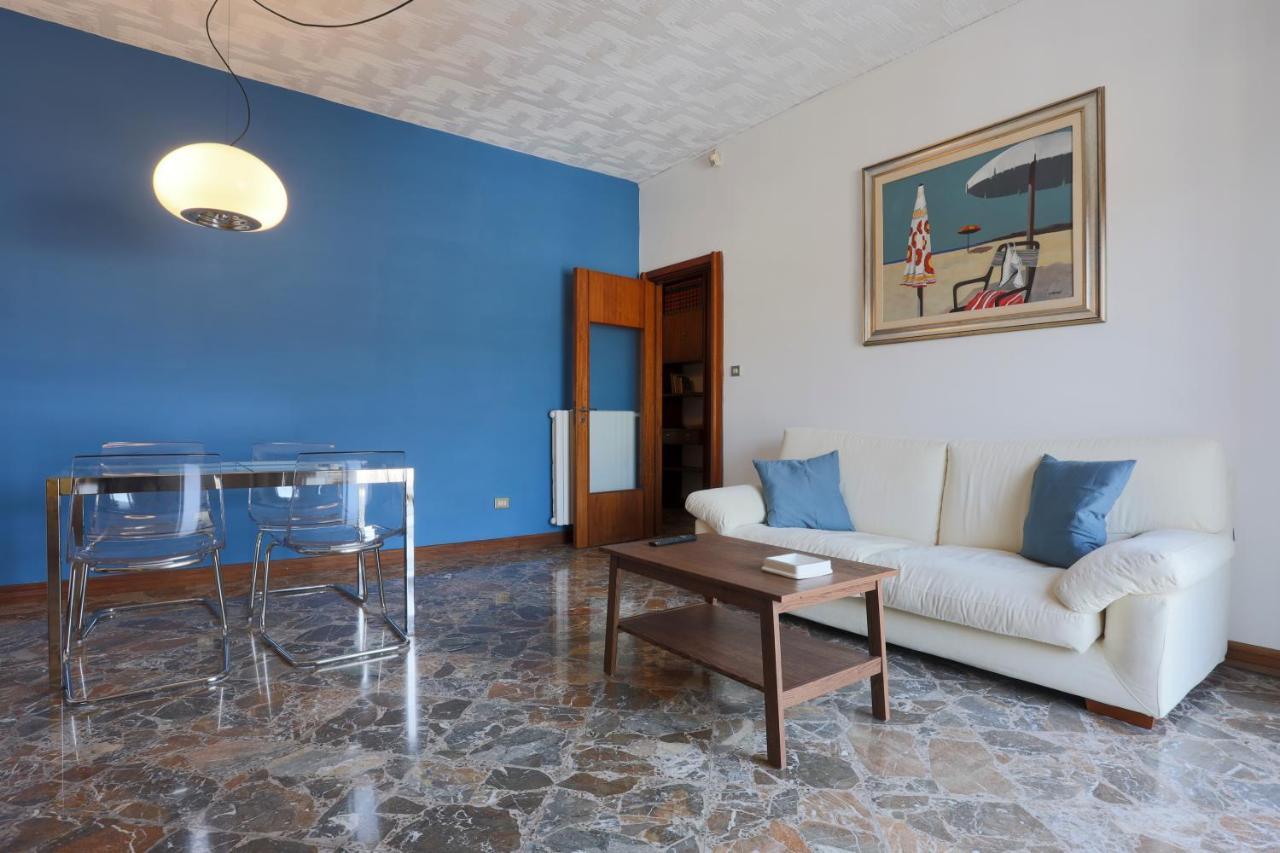 Salerno Irno Bright Apartment Esterno foto