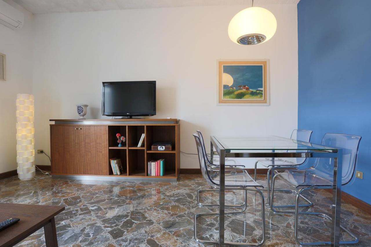 Salerno Irno Bright Apartment Esterno foto