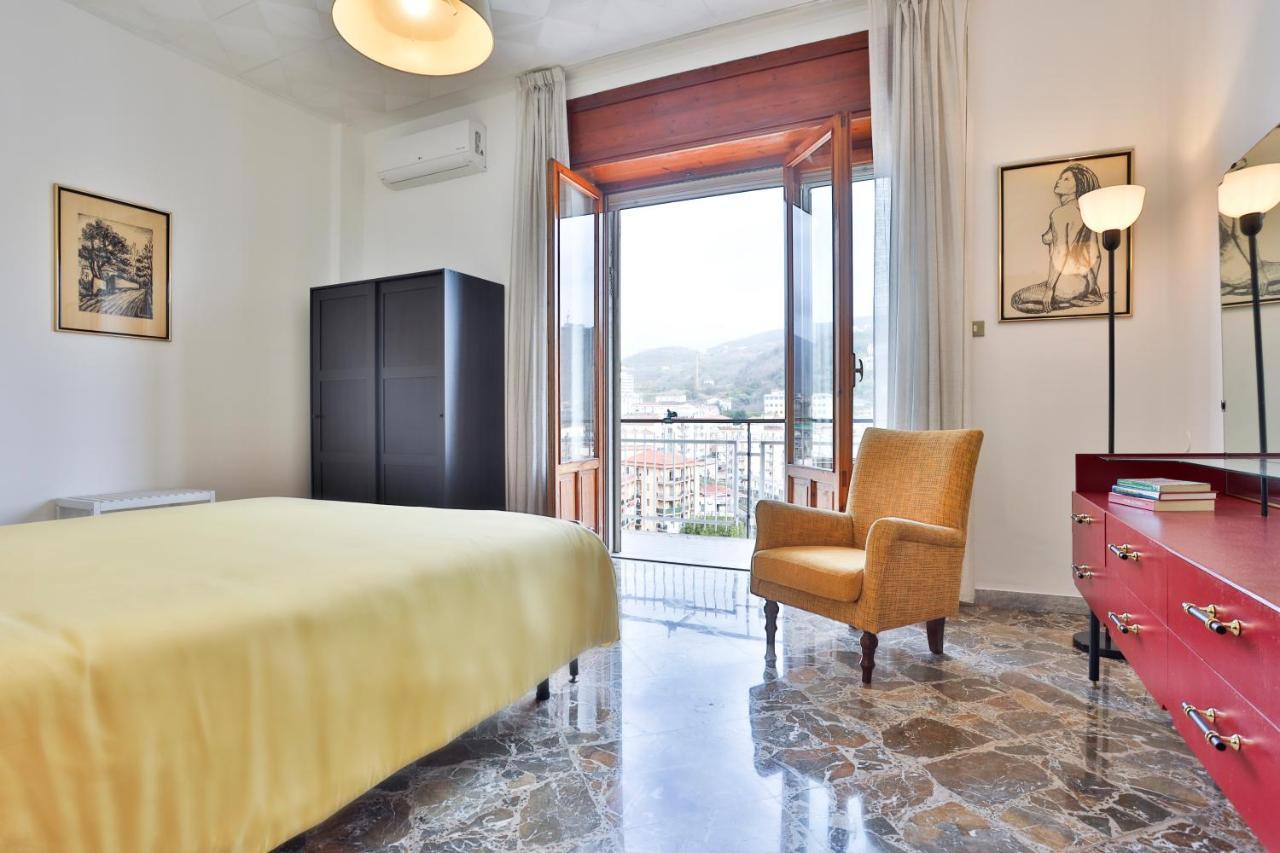 Salerno Irno Bright Apartment Esterno foto